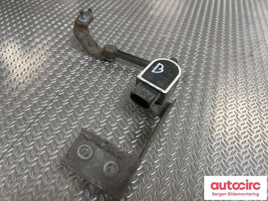Sensor nivå til Mercedes B-Klasse, 2011-2018 (W246) (W246) (MERCEDES|A 004 542 99 18)