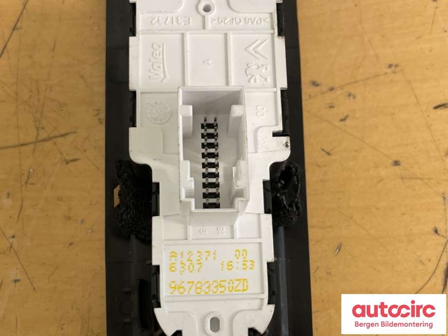 Bryter ruteheis til Toyota Proace 2016-->> (Type II)  (TOYOTA|SU001A3696||96783350ZD)
