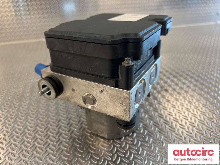 ABS sentral til Mercedes B-Klasse 2011-2018 (W246) (W246) (MERCEDES|A 242 431 09 12|)