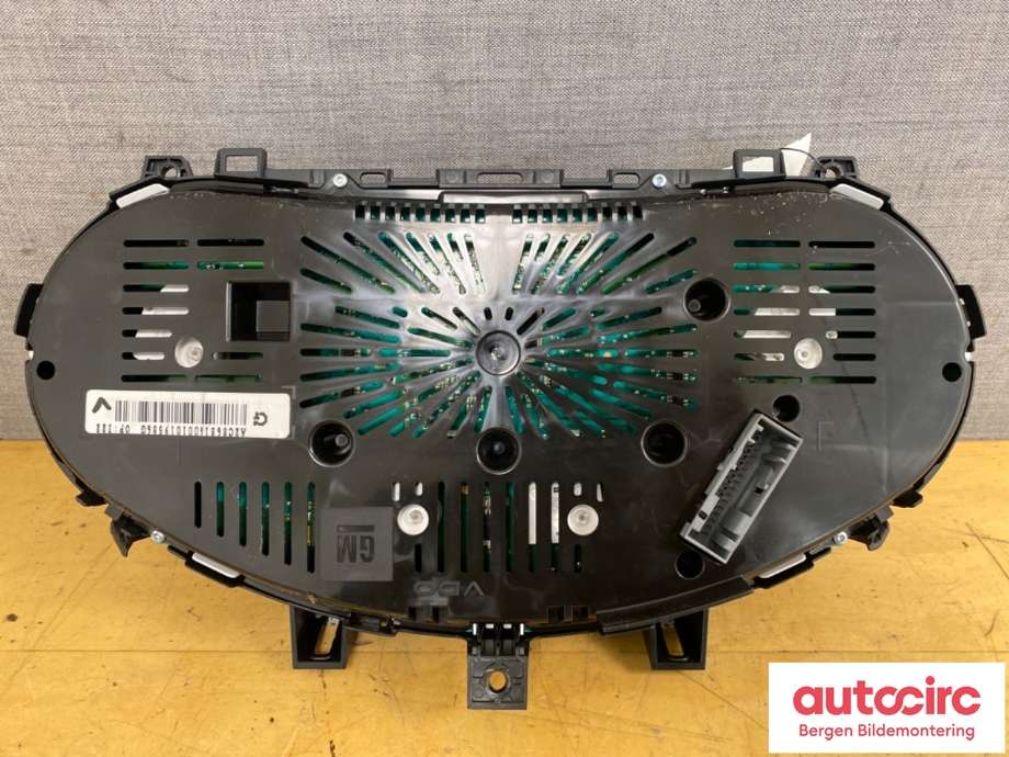 Instrumentpanel til Opel Mokka 2012-2016 (Type I, Fase 1)  (OPEL|95375167||A2C90117600)