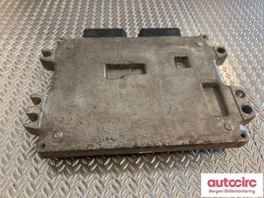 Styreenhet motor til Suzuki Swift 2005-2010 (SUZUKI|33920-63JH1|)