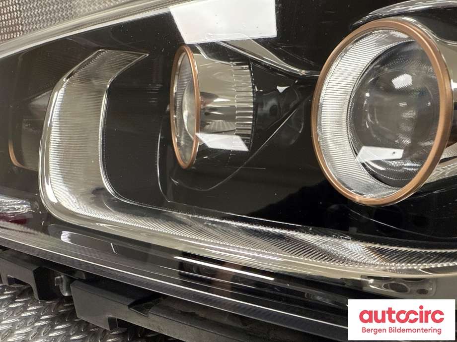 Frontlykt venstre halogen til Hyundai Ioniq Electric 2019-->> (Fase 2)  (HYUNDAI|92101G 7000WPR|)