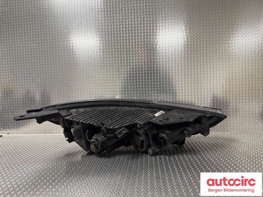 Frontlykt venstre halogen til Hyundai Ioniq Electric 2019-->> (Fase 2)  (HYUNDAI|92101G 7000WPR|)