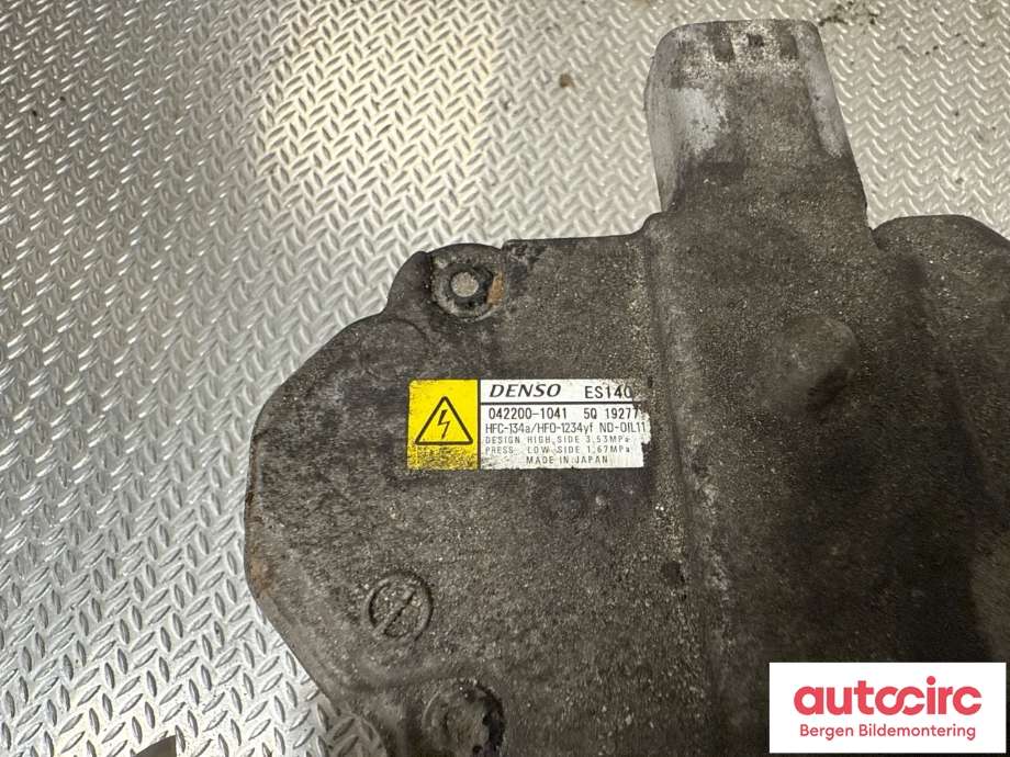 Aircondition kompressor til Toyota Yaris 2012-2014 (Type III, Fase 1)  (TOYOTA|8837052011|)