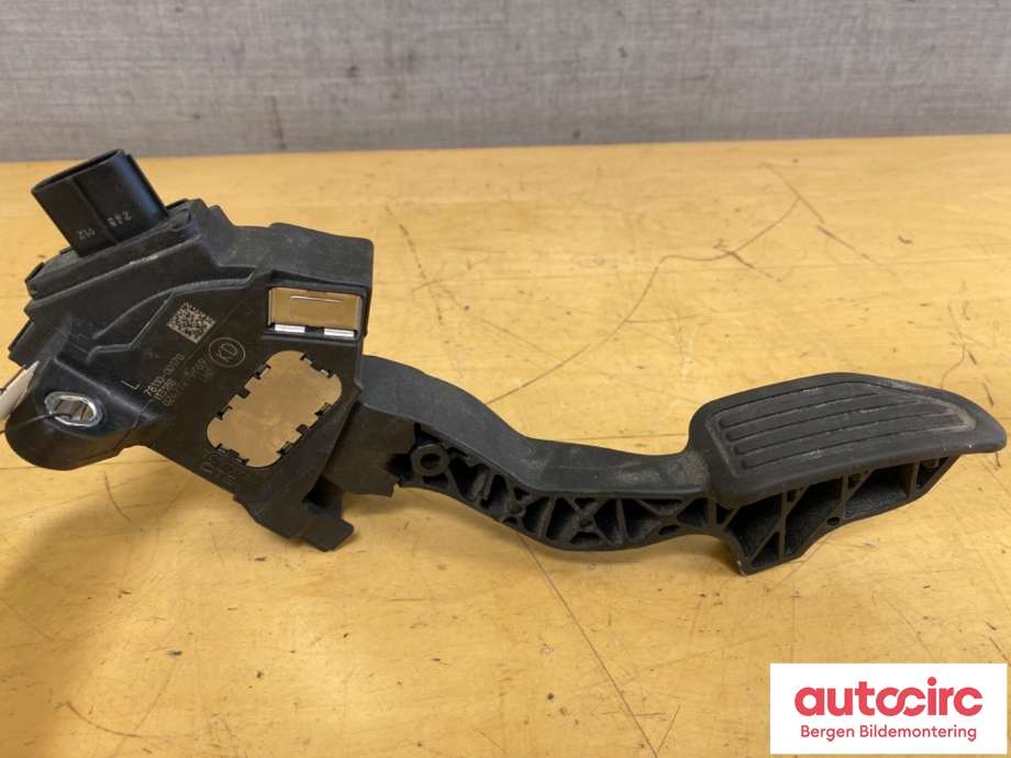 Pedal gass til Toyota Yaris 2012-2014 (Type III, Fase 1) (TOYOTA|781100D170|)