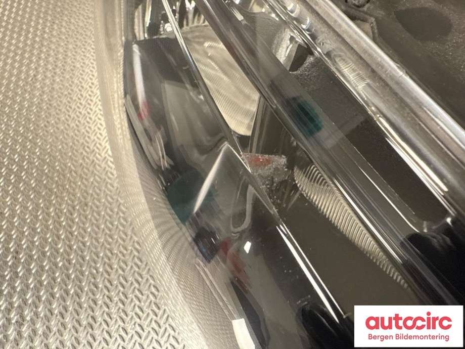 Frontlykt høyre halogen til Citroën C4, Cactus 2014-2017 (Fase 1) (CITROEN|98 009 012 80|)