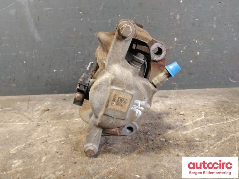 Bremsecaliper høyre foran til Mercedes B-Klasse 2011-2018 (W246) (W246) (MERCEDES|A 000 421 38 81|)