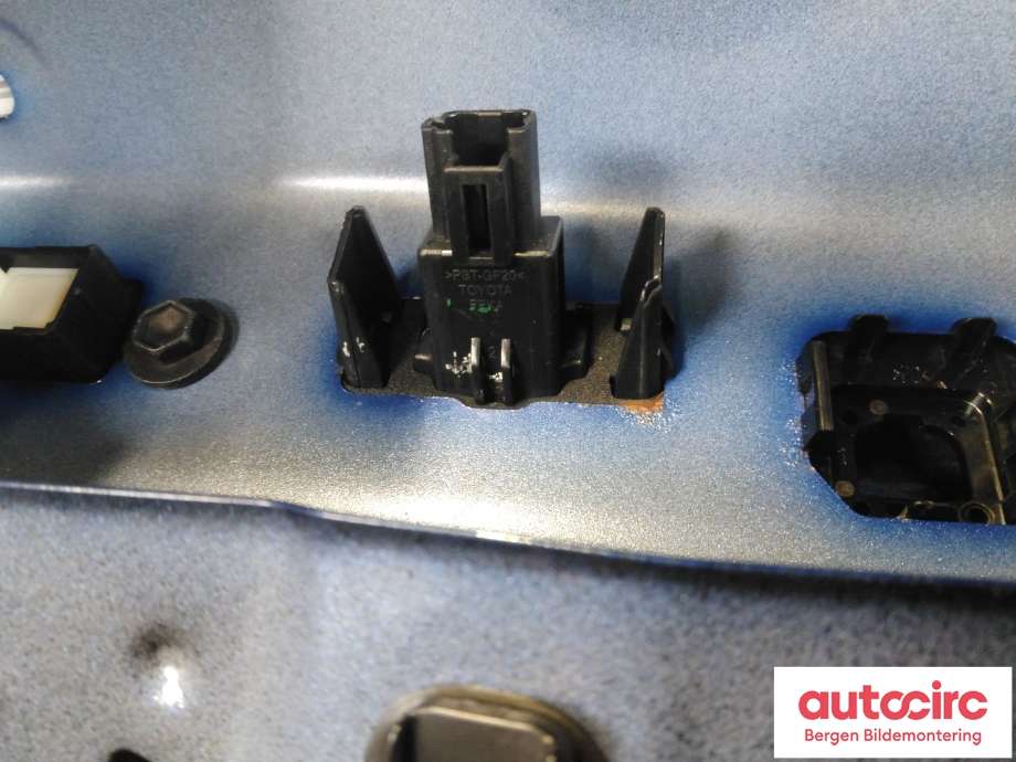Bakluke combi til Toyota Yaris 2014-2020 (Type III, Fase 2)  (TOYOTA|)
