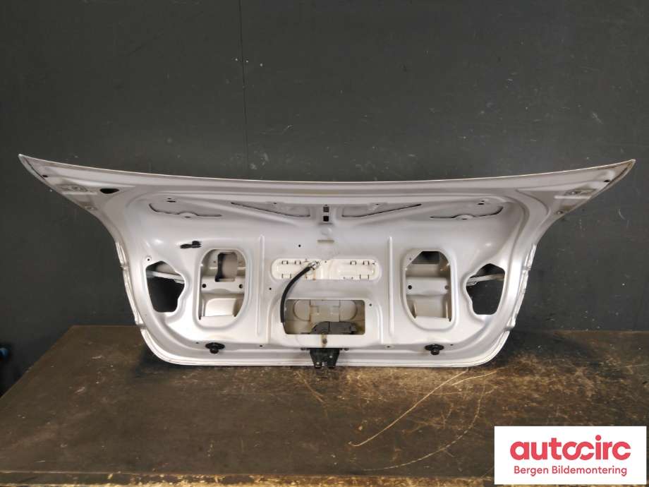 Bakluke combi til BMW 3-Serie 2005-2011 (E90/E91/E92/E93) (E90/E91/E92/E93) (BMW|41 62 7 254 425|)