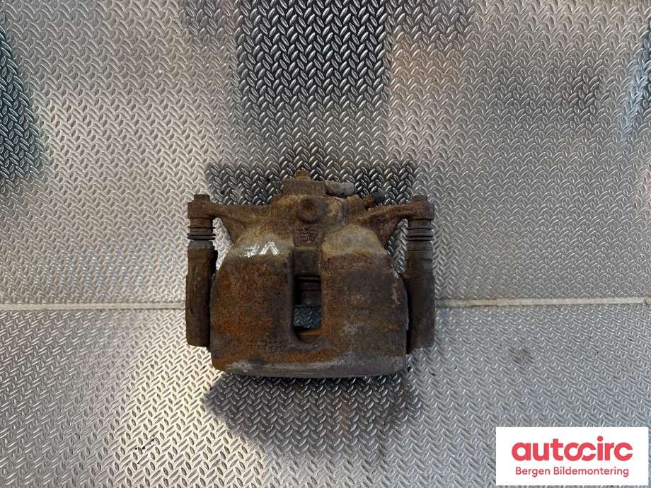 Bremsecaliper venstre foran til VW e-Golf 2014-2017 (Fase 1) (VOLKSWAGEN|8V0 615 123|)