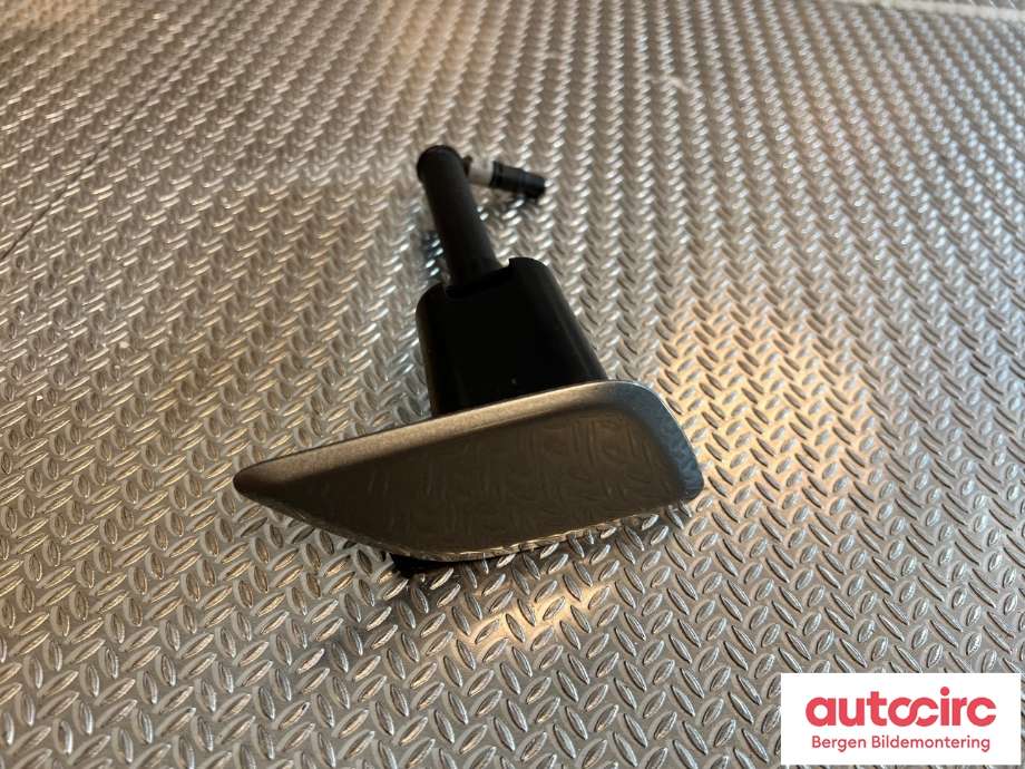 Lyktespylerdyse til Suzuki SX4 S-CROSS 2013-->> (Type II) (SUZUKI|39151-61MA1|)