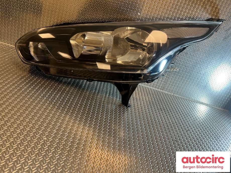 Frontlykt venstre halogen til Ford Transit Connect 2013-2018 Type II, Fase 1 (FORD|1827692|)