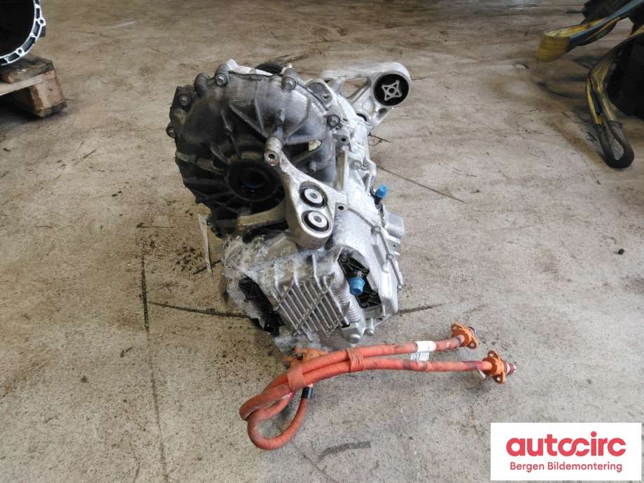 Motor elbil foran til Tesla Model X 2016-->> (TESLA|1035000-01-J|)