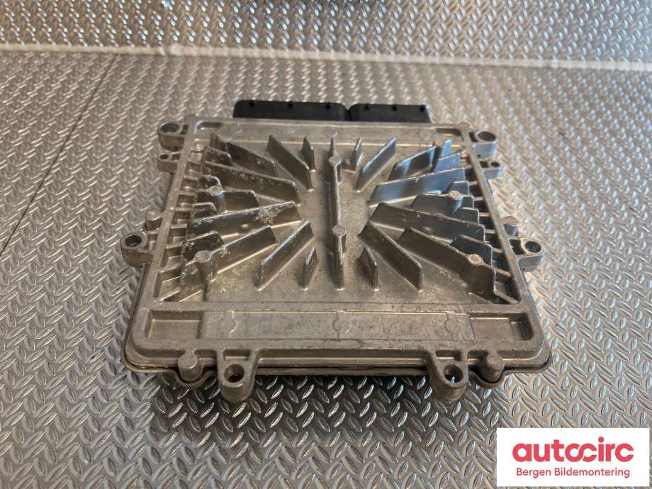 Styreenhet motor til Volvo V70 2007-2013 (Type III, Fase 1)  (VOLVO|36001123|)