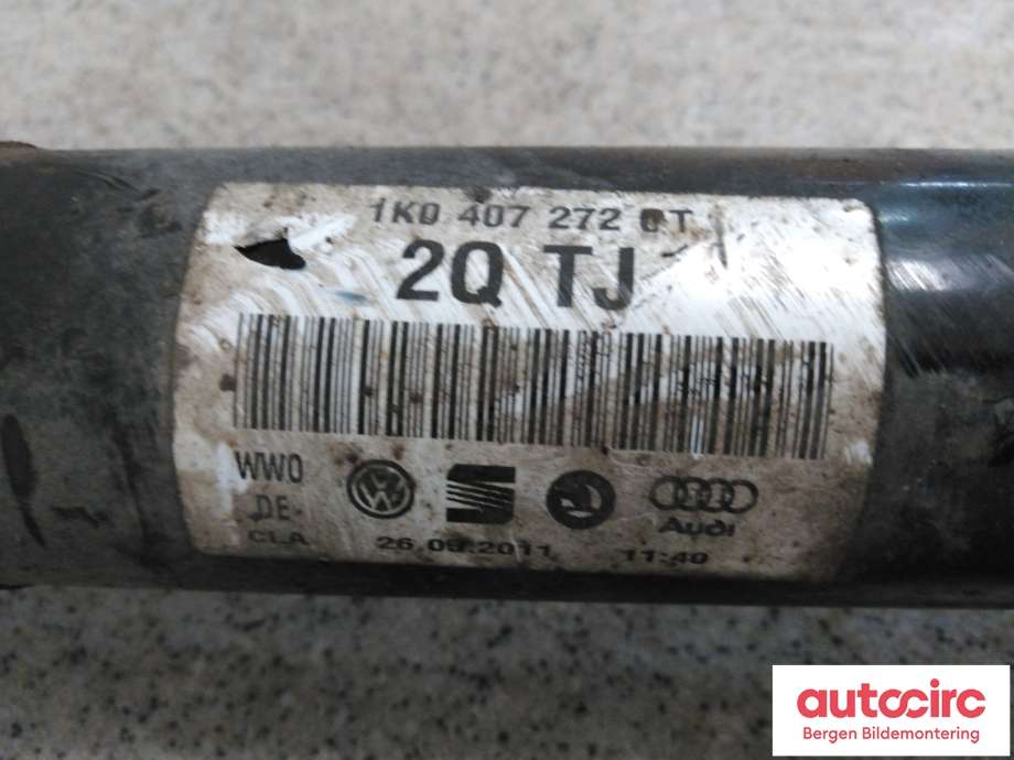 Drivaksel høyre foran til VW Passat 2011-2015 (B7) (B7) (VOLKSWAGEN|5Q0 407 272 BN|)