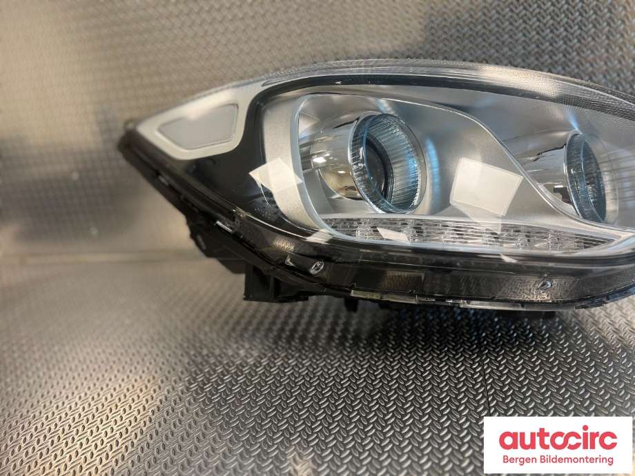Frontlykt høyre halogen til Kia Soul 2014-2019 (Type II) (KIA|92102E 40101D|)