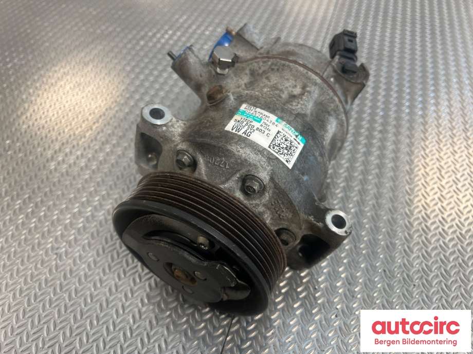 Aircondition kompressor til VW Polo 2009-2014 (Type V, Fase 1) (VOLKSWAGEN|5K0 820 803 J|)