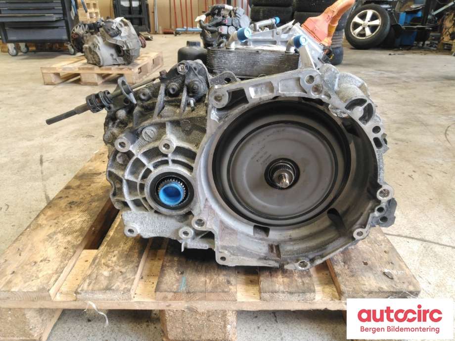 Girkasse automat til VW Passat 2011-2015 (B7) (B7) (VOLKSWAGEN|02E 300 015 E|)