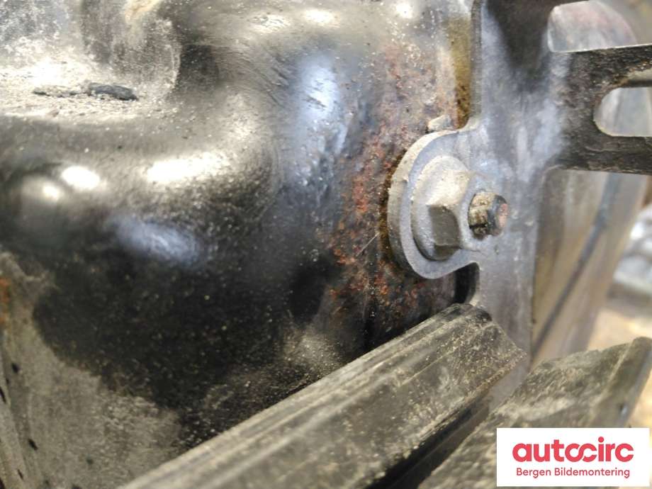Girkasse automat til VW Passat 2011-2015 (B7) (B7) (VOLKSWAGEN|02E 300 015 E|)
