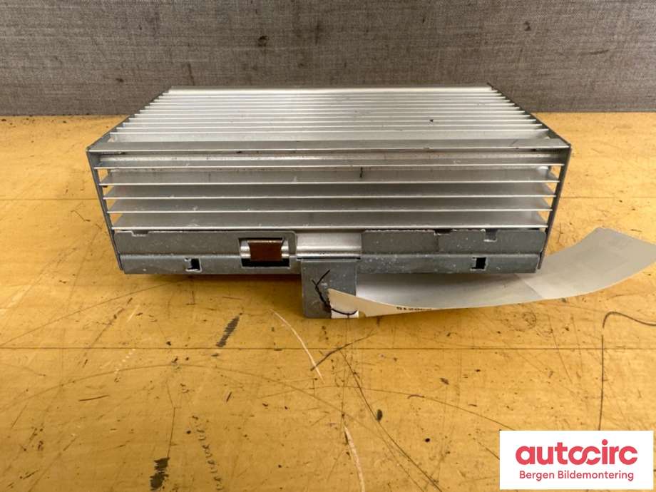 Bilstereo forsterker til BMW 5-Serie 2010-2017 (F10/F11) (F10/F11) (BMW|65 12 9 314 041|65 12 9 312 593|9 241 335)