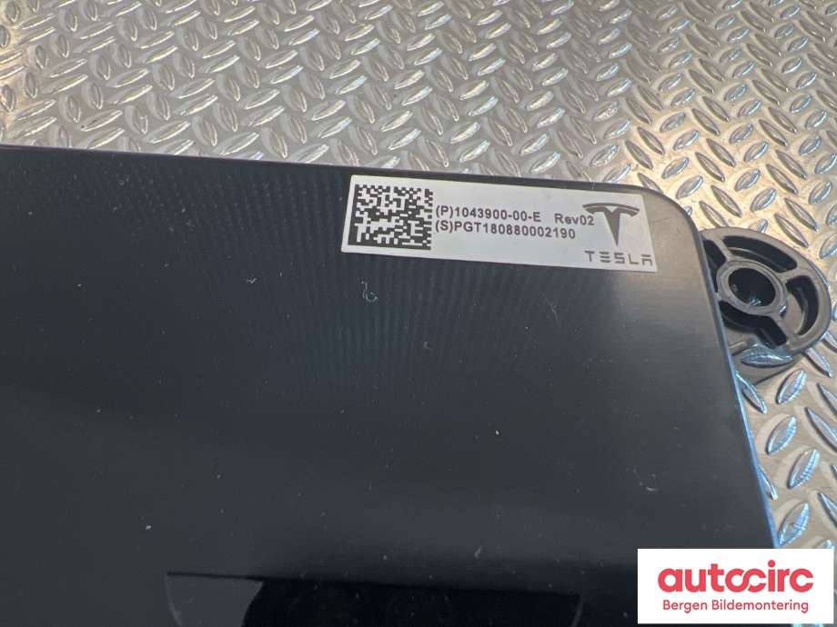 Styreenhet diverse til Tesla Model X 2016-->>  (TESLA|1043900-00-E|)