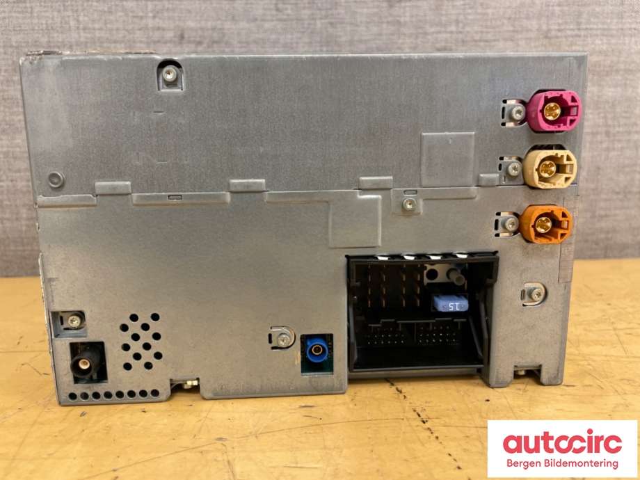 Bilstereo til BMW 5-Serie 2010-2017 (F10/F11) (F10/F11) (BMW|65 12 9 293 395||9 257 008 01)
