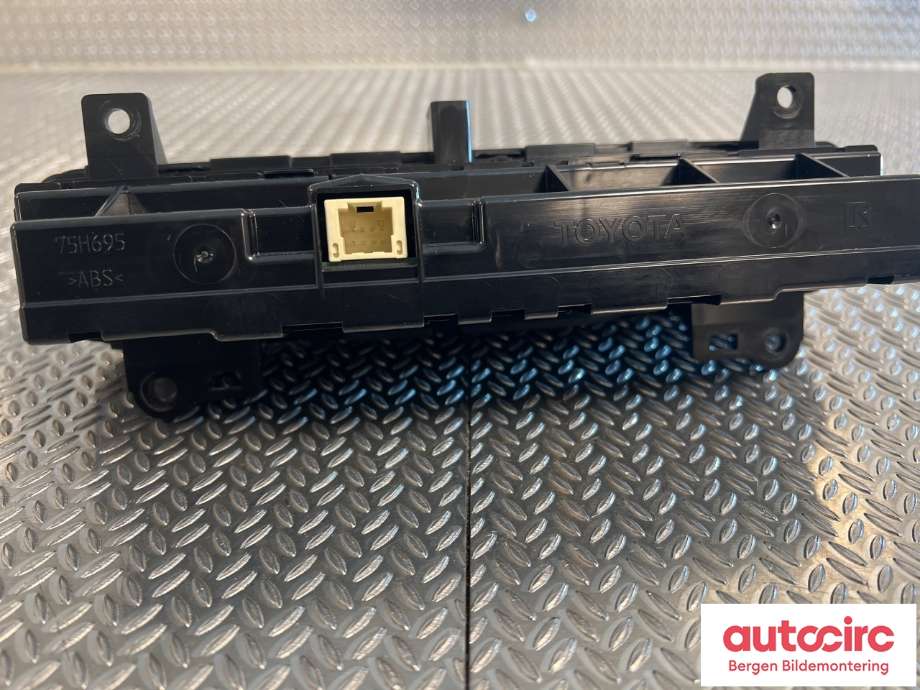 Varmeapparat betjening til Toyota Auris 2015-2019 (Type II, Fase 2)  (TOYOTA|5590002820|)