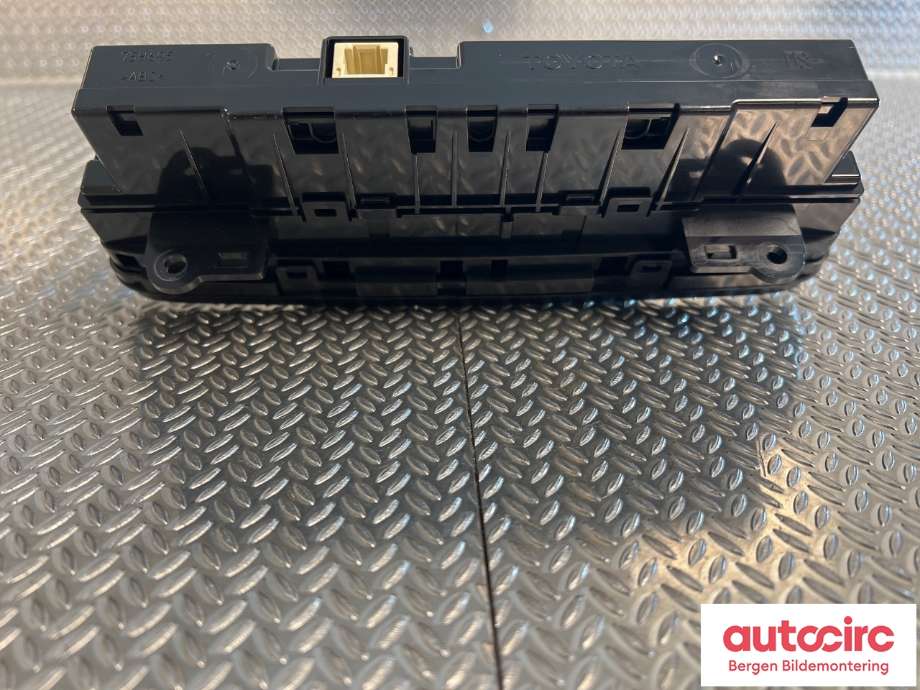 Varmeapparat betjening til Toyota Auris 2015-2019 (Type II, Fase 2)  (TOYOTA|5590002820|)