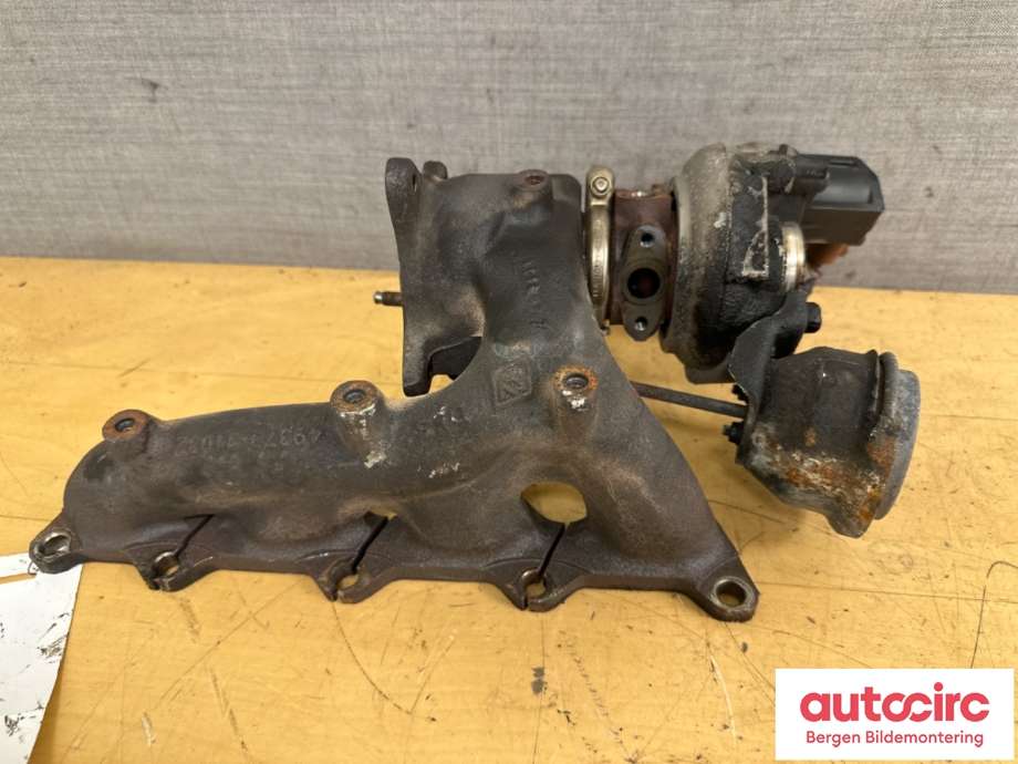 Turbo til VW Passat 2011-2015 (B7) (B7) (VOLKSWAGEN|03C 145 702 L|)