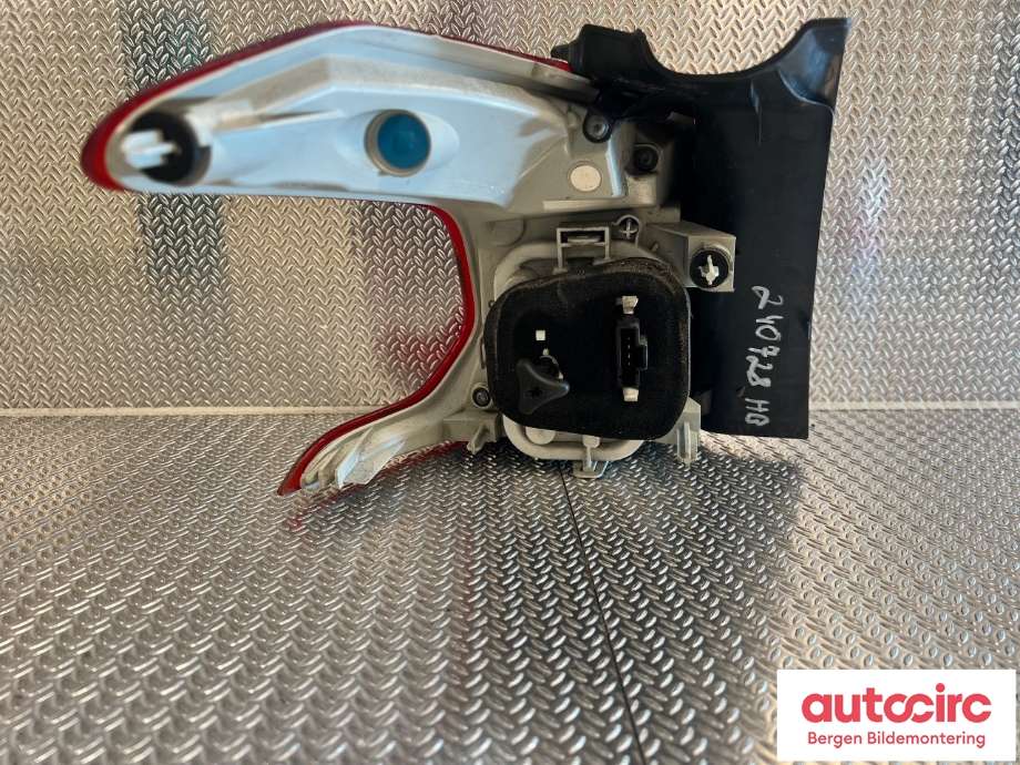Baklykt høyre til Peugeot 2008 2013-2019 (Type I) (PEUGEOT|96 780 743 80|)