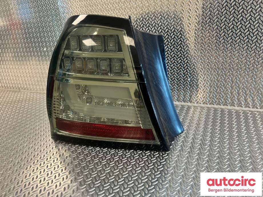 Baklykt venstre til BMW 3-Serie 2005-2011 (E90/E91/E92/E93) (E90/E91/E92/E93) (BMW|63 21 6 937 457|)
