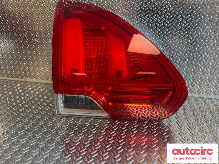 Baklykt venstre indre til Peugeot 2008 2013-2019 (Type I) (PEUGEOT|96 780 744 80|)