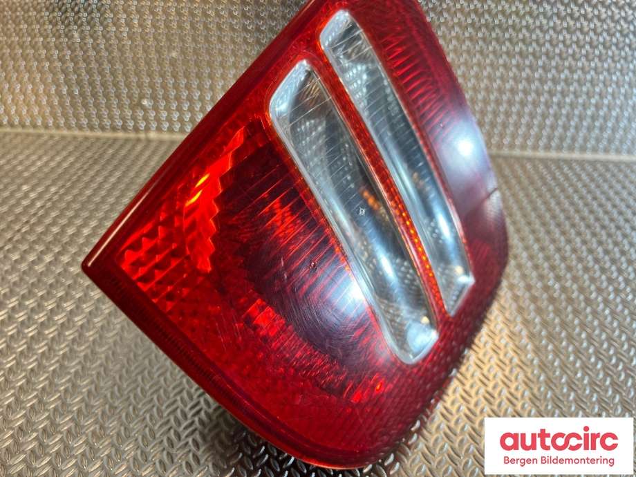 Baklykt venstre til Škoda Octavia 2000-2004 (Type I, Fase 2)  (SKODA|1U6 945 111 C|)