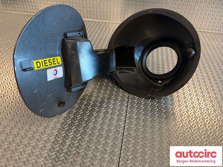 Tanklokk til Peugeot 2008 2013-2019 (Type I) (PEUGEOT|96 776 386 80||96 776 388 80)