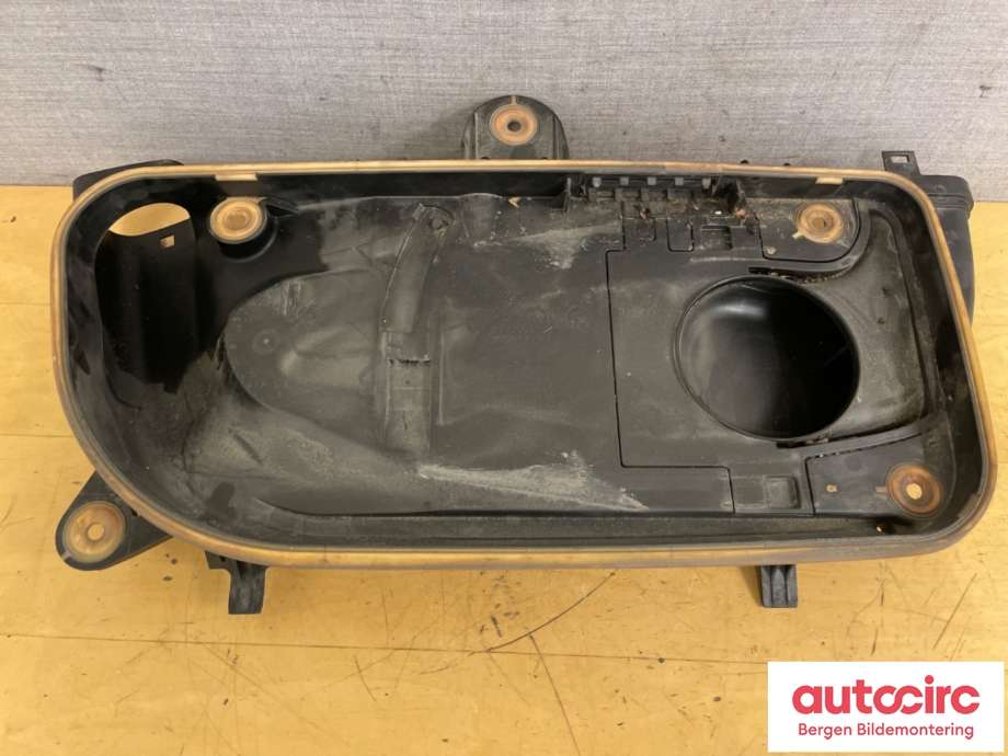 Luftfilterboks til BMW 5-Serie 2010-2017 (F10/F11) (F10/F11) (BMW|13 71 7 812 064|)