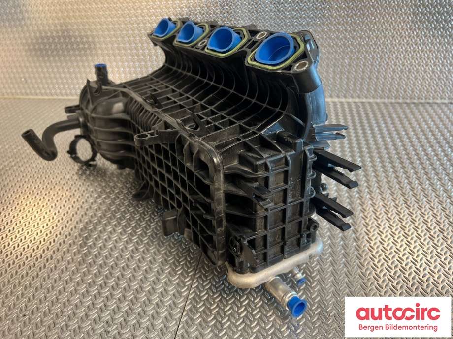 Manifold innsug til VW Polo 2014-2017 (Type V, Fase 2) (VOLKSWAGEN|04E 129 709 L||04E 145 749 B)