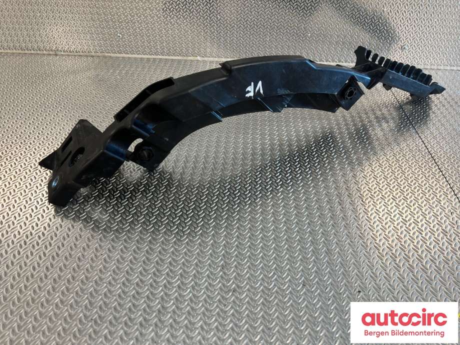 Frontlyktehus til VW Polo 2014-2017 (Type V, Fase 2) (VOLKSWAGEN|6R0 805 071 E|)