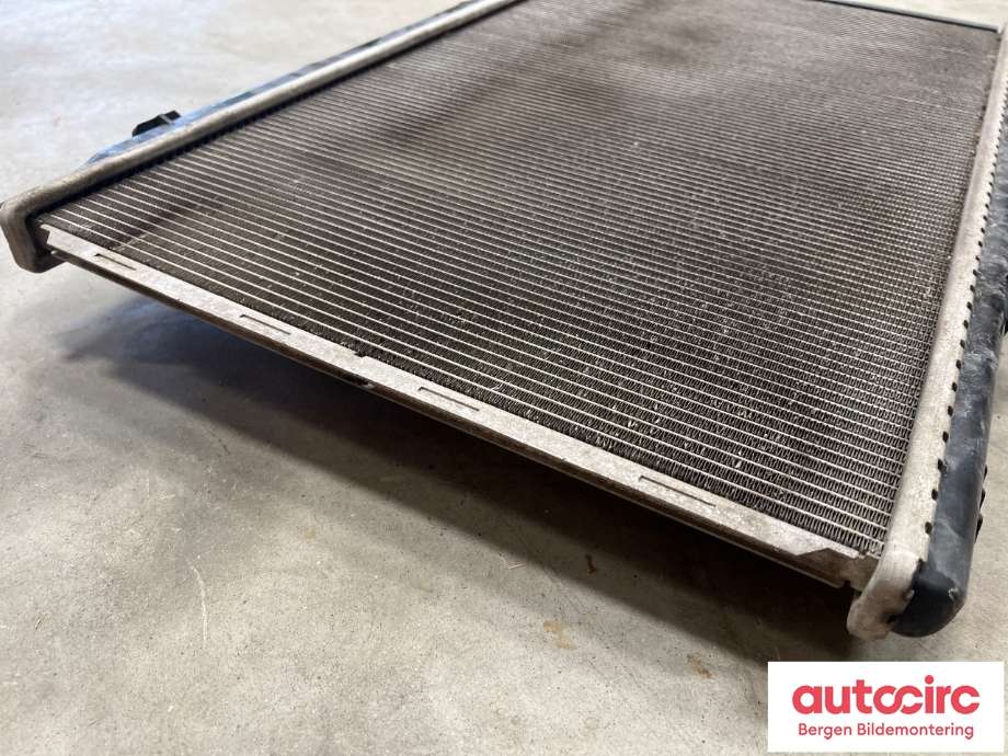 Radiator (automat gir) til Peugeot 2008 2019-->> (Type II)  (PEUGEOT|98 269 468 80|)