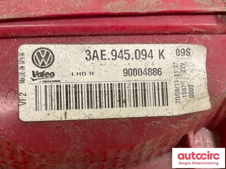 Baklykt høyre indre til VW Passat 2011-2015 (B7) (B7) (VOLKSWAGEN|3AE 945 094 J|)