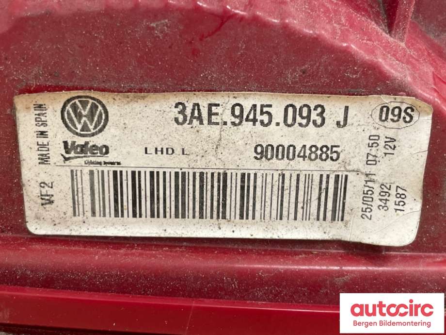 Baklykt venstre indre til VW Passat 2011-2015 (B7) (B7) (VOLKSWAGEN|3AE 945 093 J|)