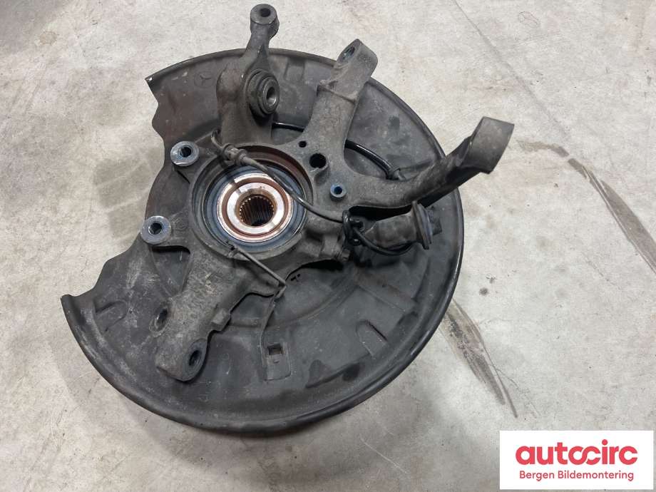 Hjulspindel høyre bak til Mercedes CL 2000-2006 (C215) (C215) (MERCEDES|A2203509008|A2203508908|A2203508408)