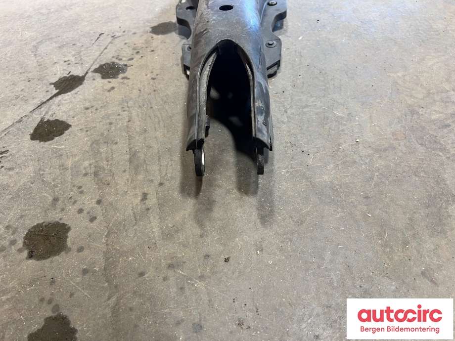 Diverse deler til Mercedes CL 2000-2006 (C215) (C215) (MERCEDES|A2203521188||A2203520888)