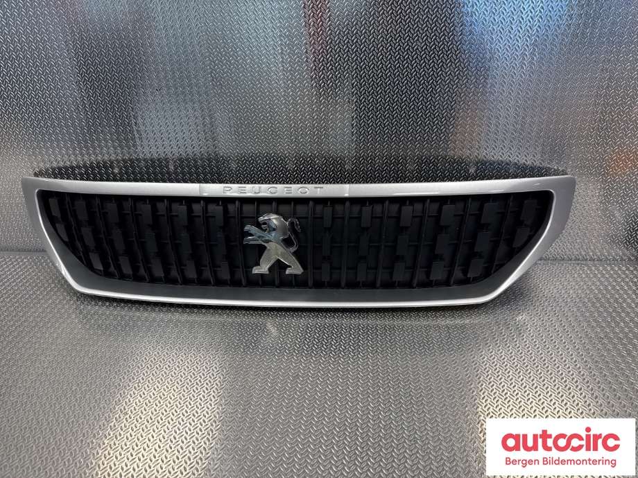 Grill til Peugeot Expert 2016-->> (Type III) (PEUGEOT|)