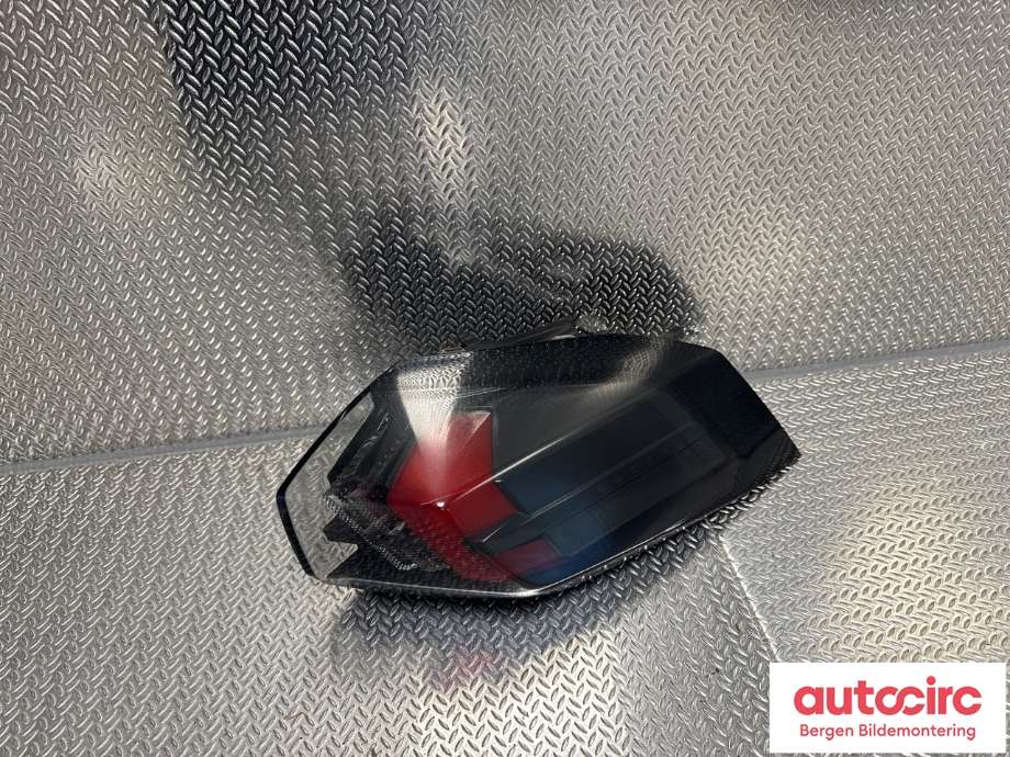 Baklykt høyre til Peugeot 2008 2019-->> (Type II) (PEUGEOT|98 381 904 80|)