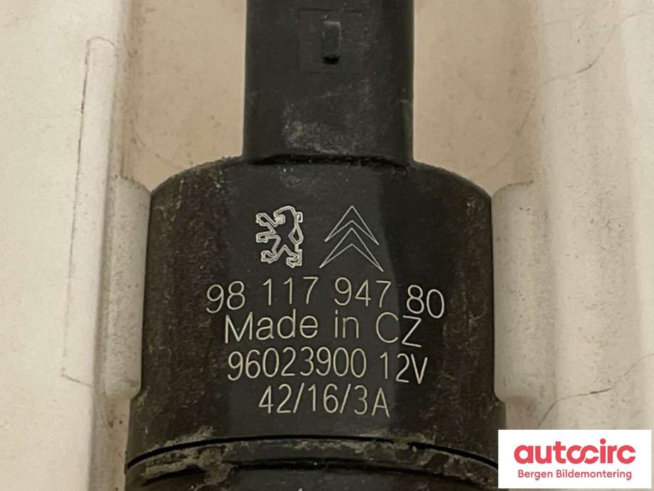 Spylertank til Toyota Proace 2016-->> (Type II)  (TOYOTA|SU001A4355|A2C96222500|A2C96222600)