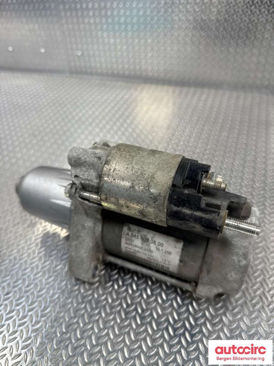 Starter til Mercedes CLA 2013-2019 (C117) (C117) (MERCEDES|A 645 906 08 00|)