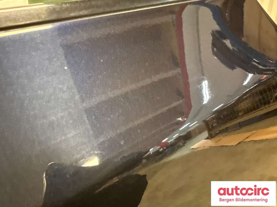 Dør høyre bak til BMW 5-Serie 2003-2010 (E60/E61) (E60/E61) (BMW|41 00 9 631 832|)