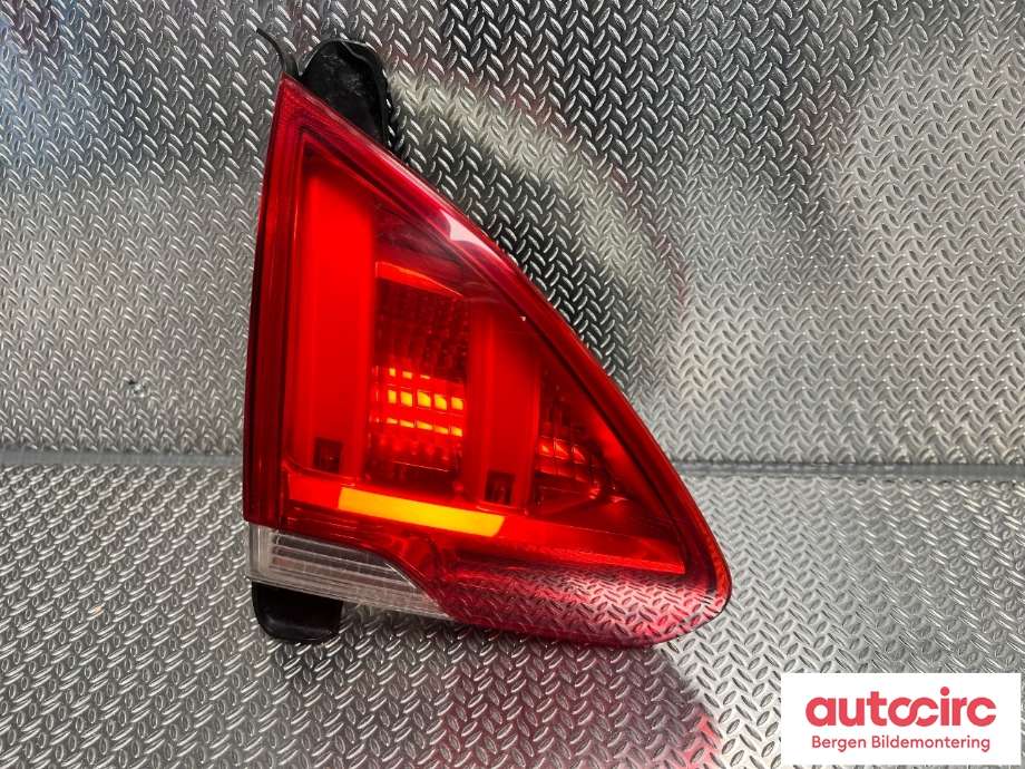 Baklykt venstre indre til Peugeot 2008 2013-2019 (Type I)  (PEUGEOT|96 780 744 80|)