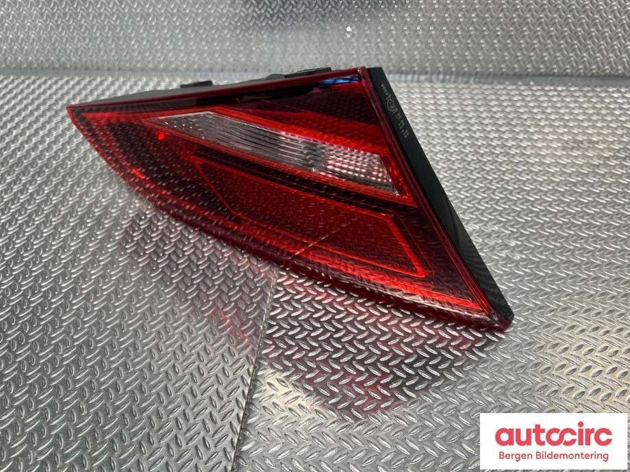 Baklykt venstre indre til Audi A3 2016-2020 (Type III, Fase 2)  (AUDI|8V4 945 075|)
