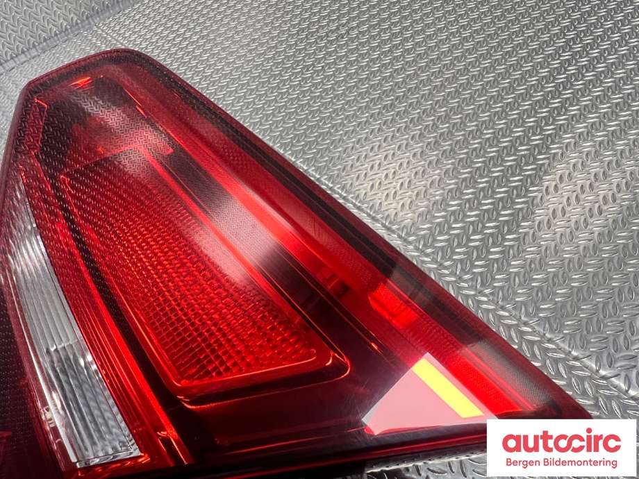 Baklykt høyre indre til Audi A3 2016-2020 (Type III, Fase 2) (AUDI|8V4 945 076|)